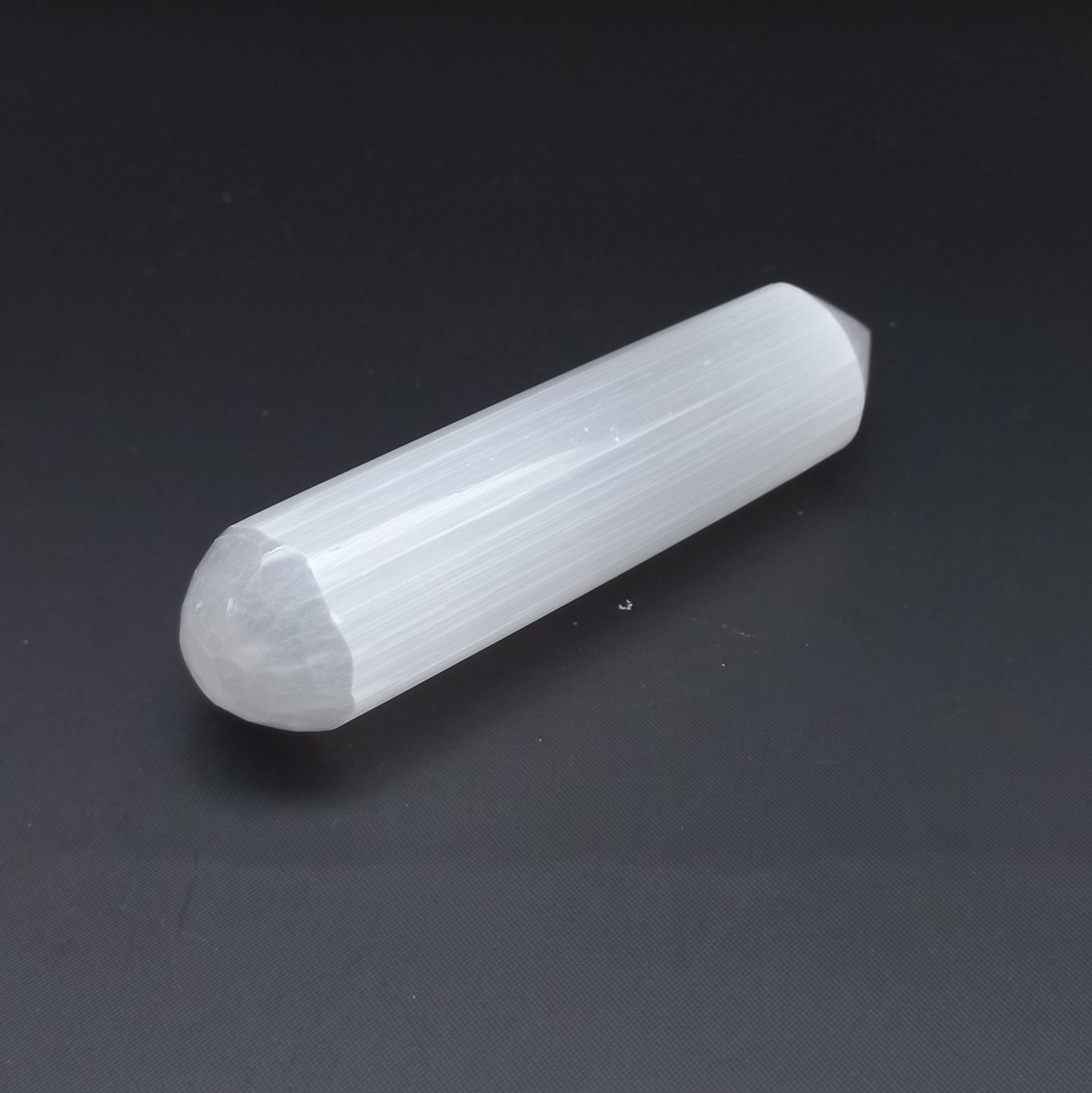 Selenit masážní hůlka cca 10x2,5 cm