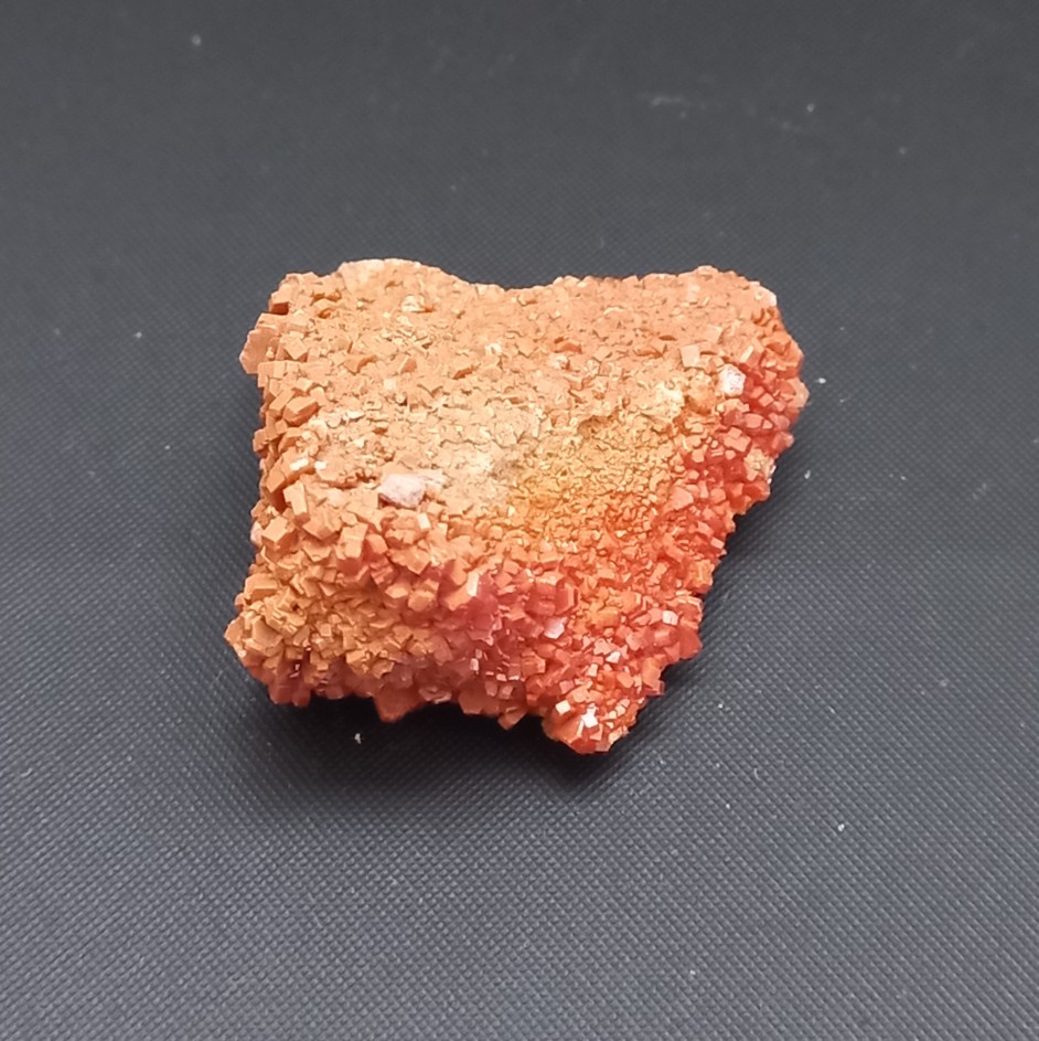 Vanadid cca 2,5x3 cm (3)