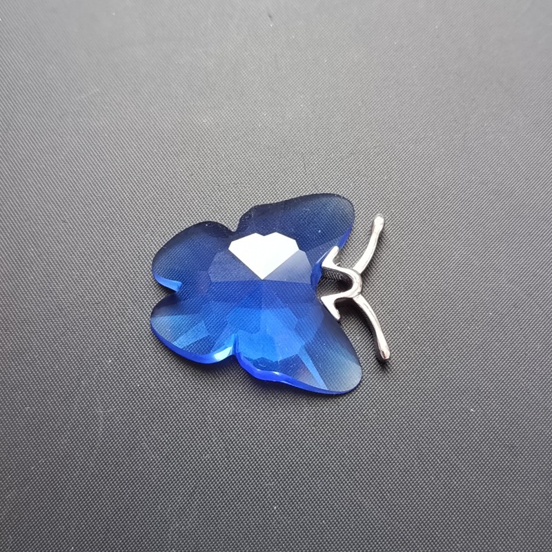 Motýl, sklo, 30x35x9mm, broušený, barva modrá, český výrobce