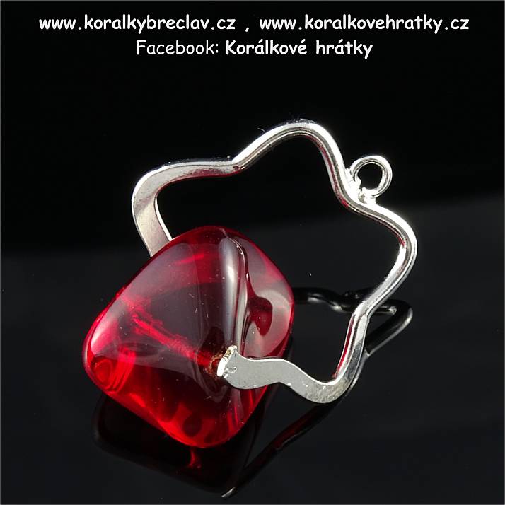 Šlupna hvězda 24x24x4mm barva stříbra (balení 8ks)