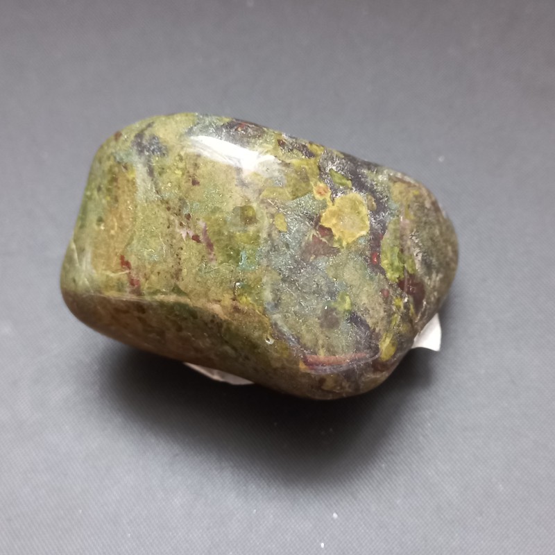 Jaspis epidot cca 5x3x3 cm, 76g