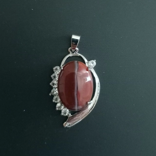 Přívěšek ACHÁT ve zdobeném lůžku, cca 38x25 mm