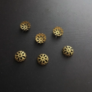 Kaplík filigránový, kov, 9x3 mm, barva starozlato (balení 100 ks)