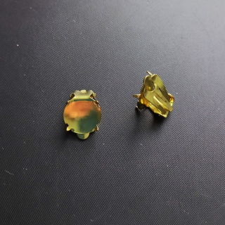 Náušnice klips základ s lůžkem 12 mm, barva zlatá/ balení 50 ks