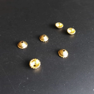 Kaplík 8x4mm, barva zlatá, balení 20 ks