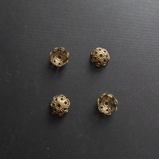 Kaplík filigránový 10mm , barva starozlatá/ balení 50 ks