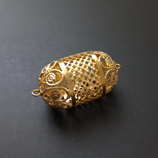 Korálek/mezikus kov 40x20 mm děrovaný/filigránový "klec", barva zlatá / balení 8 ks