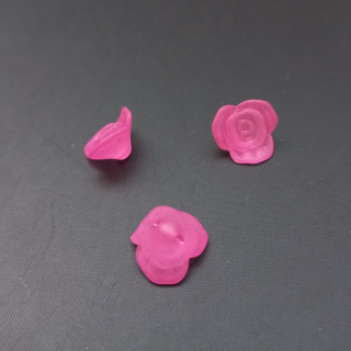 Korálek plastový růže růžová cca 15 mm / balení 14 ks