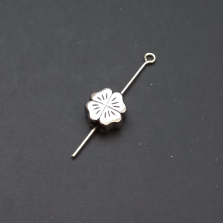 Mezikus NEREZ OCEL, velkodírový korálek ČTYŘLÍSTEK 9x5 mm, česká výroba