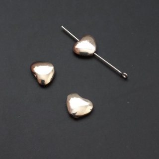 Mezikus srdce hladké 9x10mm, barva platina, II. jakost / balení 30 ks