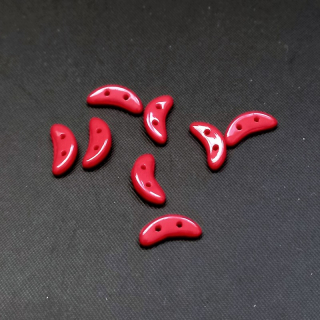 Korálek sklo, dvojdírkový,  Crescent 3x10 mm Opaque Red, 3 g / min. objednávka  9 g