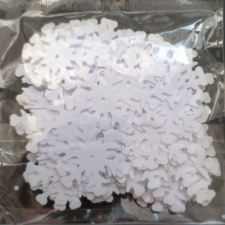 Flitr vločka 20 mm, cca. 14g, bílá, II. jakost / balení 3 sáčky