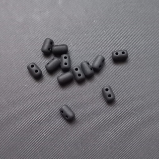 Korálek sklo, dvojdírkový, RULLA 3X5 mm, černý mat, 5 g / min. objednávka 20 g