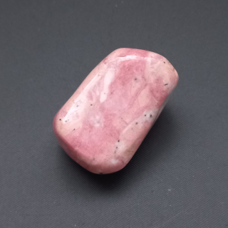Rodonit tromlovaný Peru cca 30x20mm, 32 g (10)