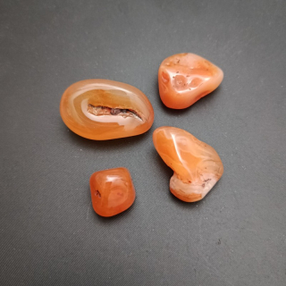 KARNEOL tromlovaný ( balení cca 100 g )