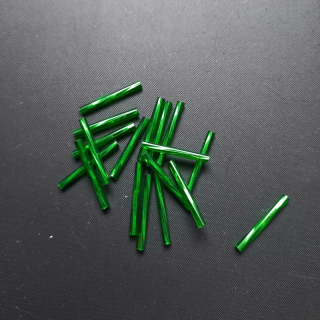 Rokajl PRECIOSA tyčinky zelené, čtvercový průtah, točené 15 mm balení 60 g
