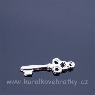 Přívěšek klíč 21x6mm, barva stříbrná (balení 20 ks)