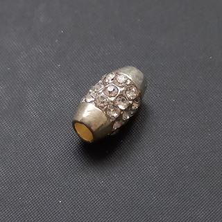 Kovový váleček se šatony 8,9x15,2 mm, dírka 4,2 mm / balení 2 ks
