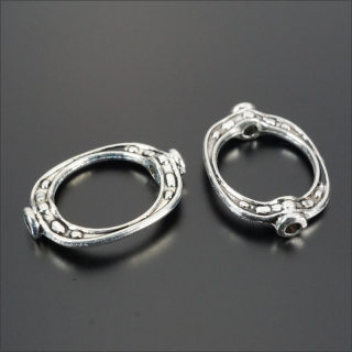 Mezikus ovál s otvorem pr. 11,5mm, kov, 20x15x3mm, barva platina (balení 10 ks)